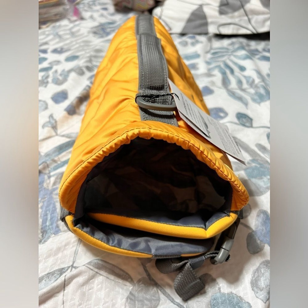 Yellow Reddy Flotation Dog Vest NWT Medium - Picture 4 of 7